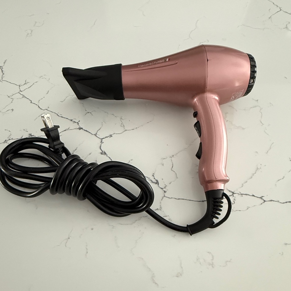 Rose Gold Hair Dryer with Concentrator Nozzle